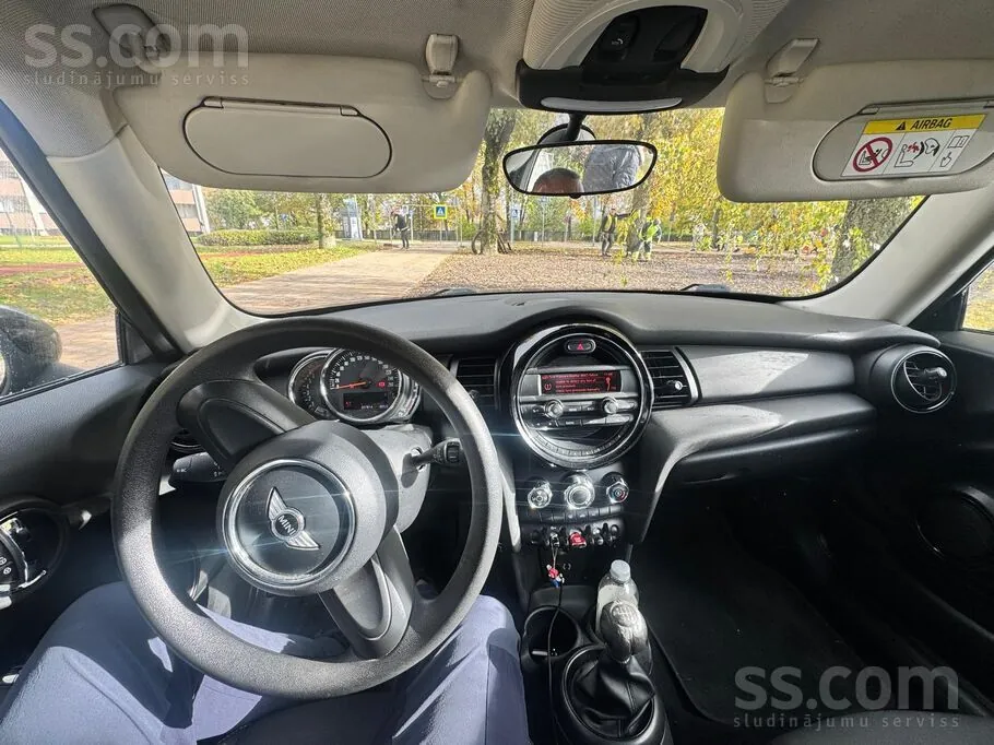 Mini Cooper 2018 photo 2