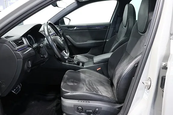 Skoda Superb 2019 photo 5
