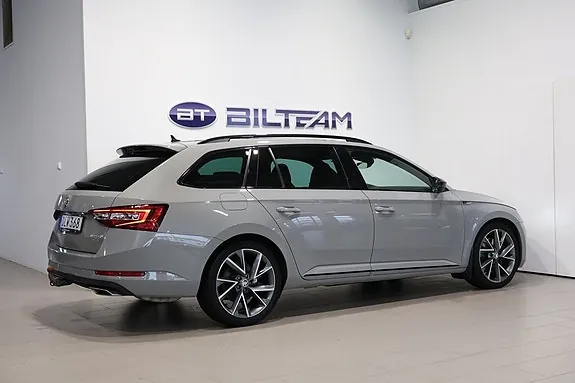 Skoda Superb 2019 photo 4
