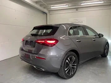 Mercedes-Benz A250E 2024 photo 3