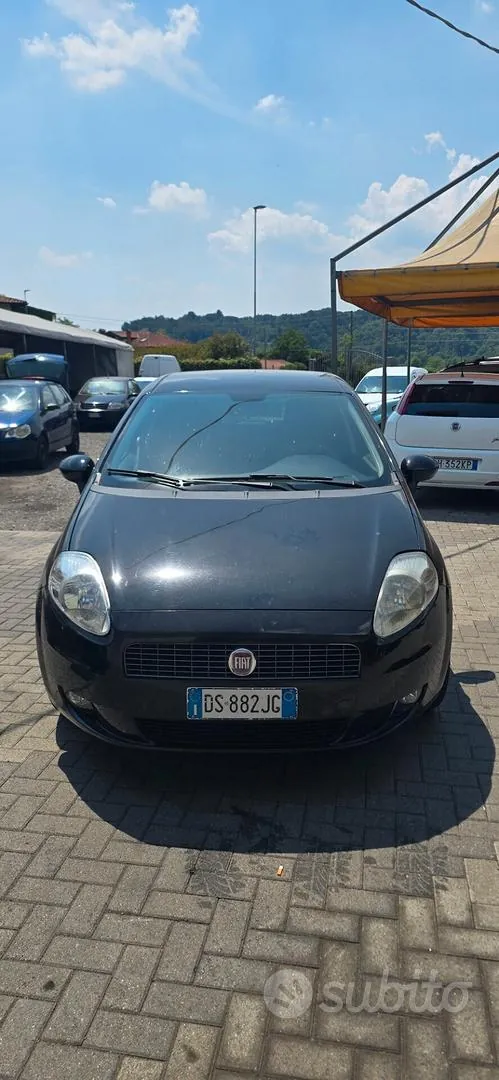 Fiat Grande Punto 2008 photo 2