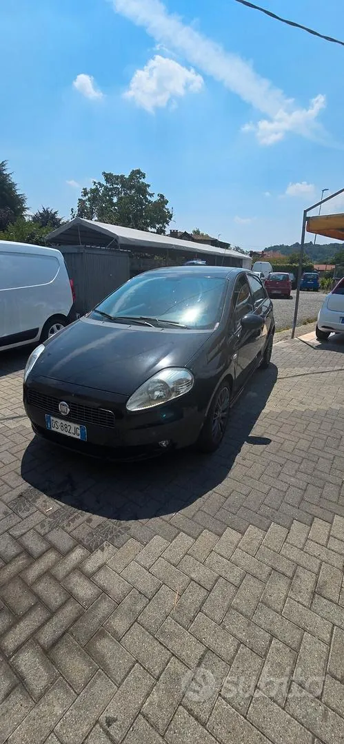 Fiat Grande Punto 2008 photo 3