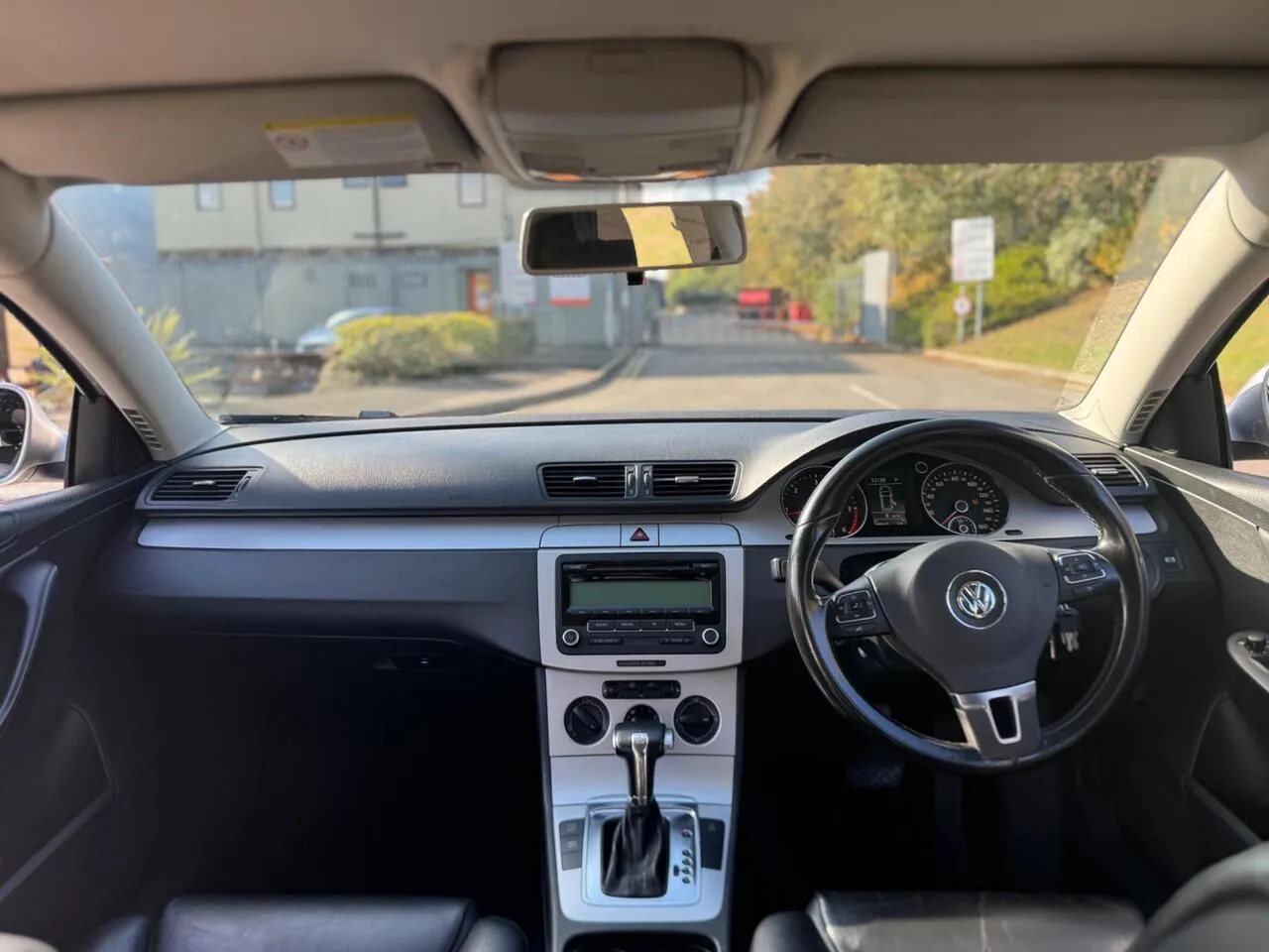Volkswagen Passat 2009 photo 4