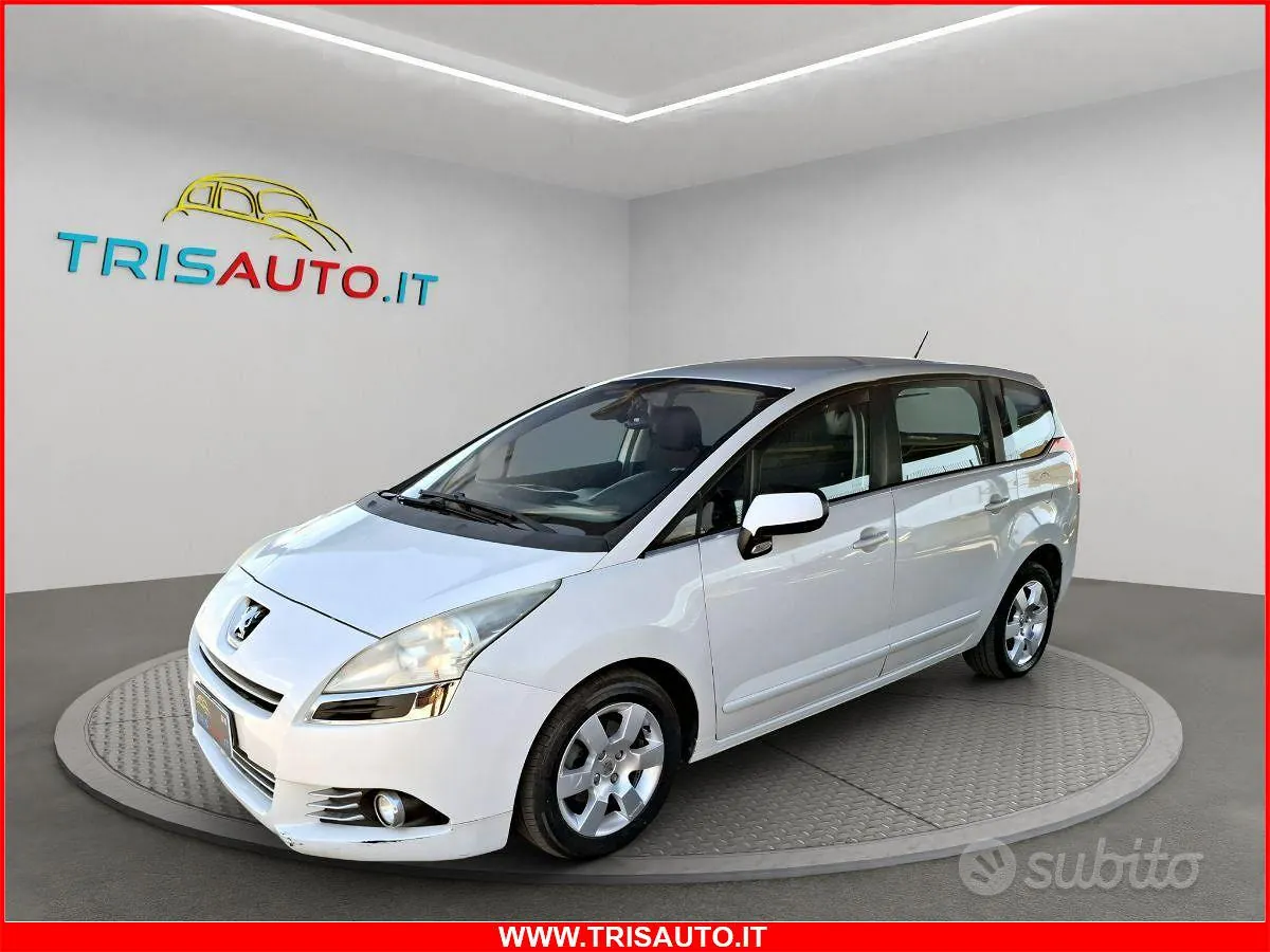 Peugeot 5008 2011 photo 3
