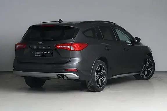Ford Focus 2019 photo 2