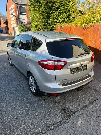 Ford C-Max 2015 photo 4