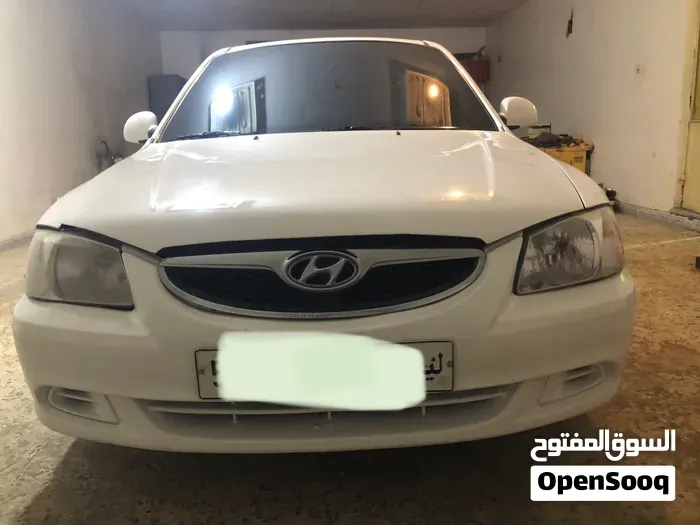 Hyundai Verna 2014 photo 4