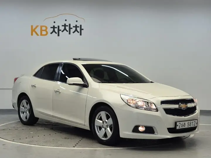 Chevrolet Malibu 2012 photo 4