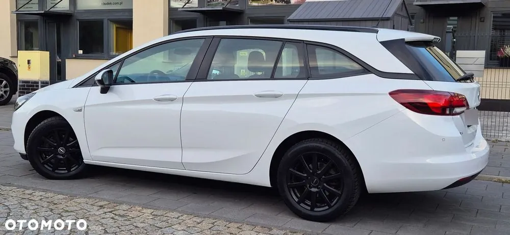 Opel Astra 2020 photo 4