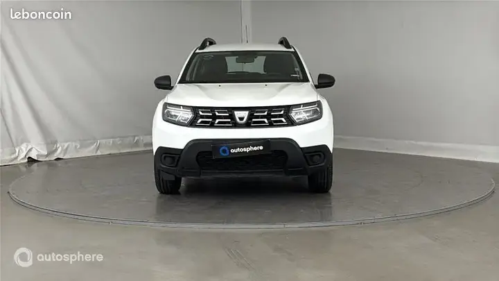 Dacia Duster 2022 photo 2