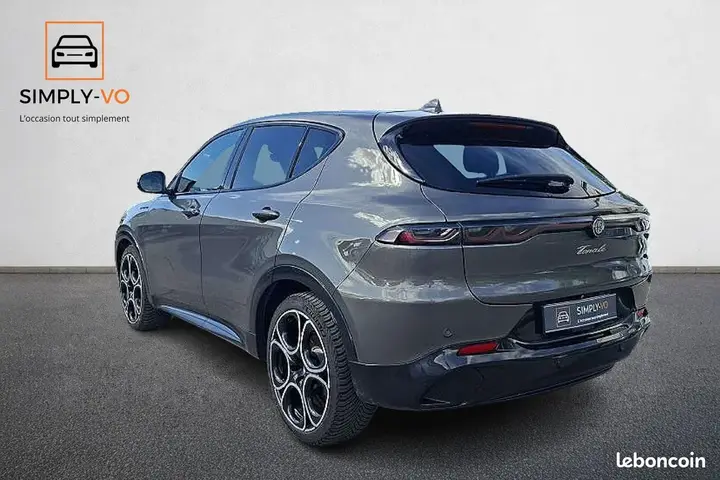 Alfa Romeo Tonale 2023 photo 4