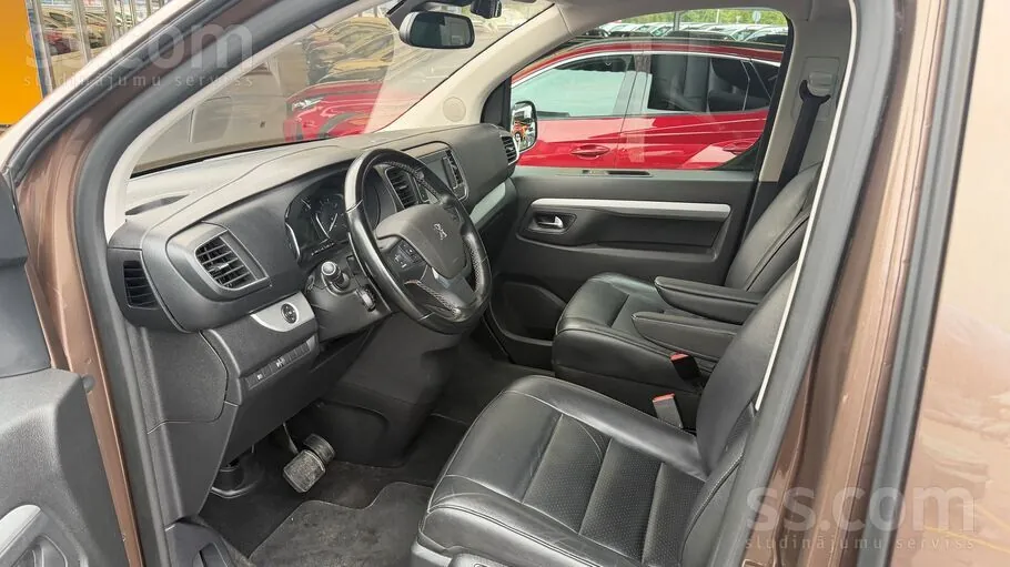 Peugeot Traveller 2019 photo 5