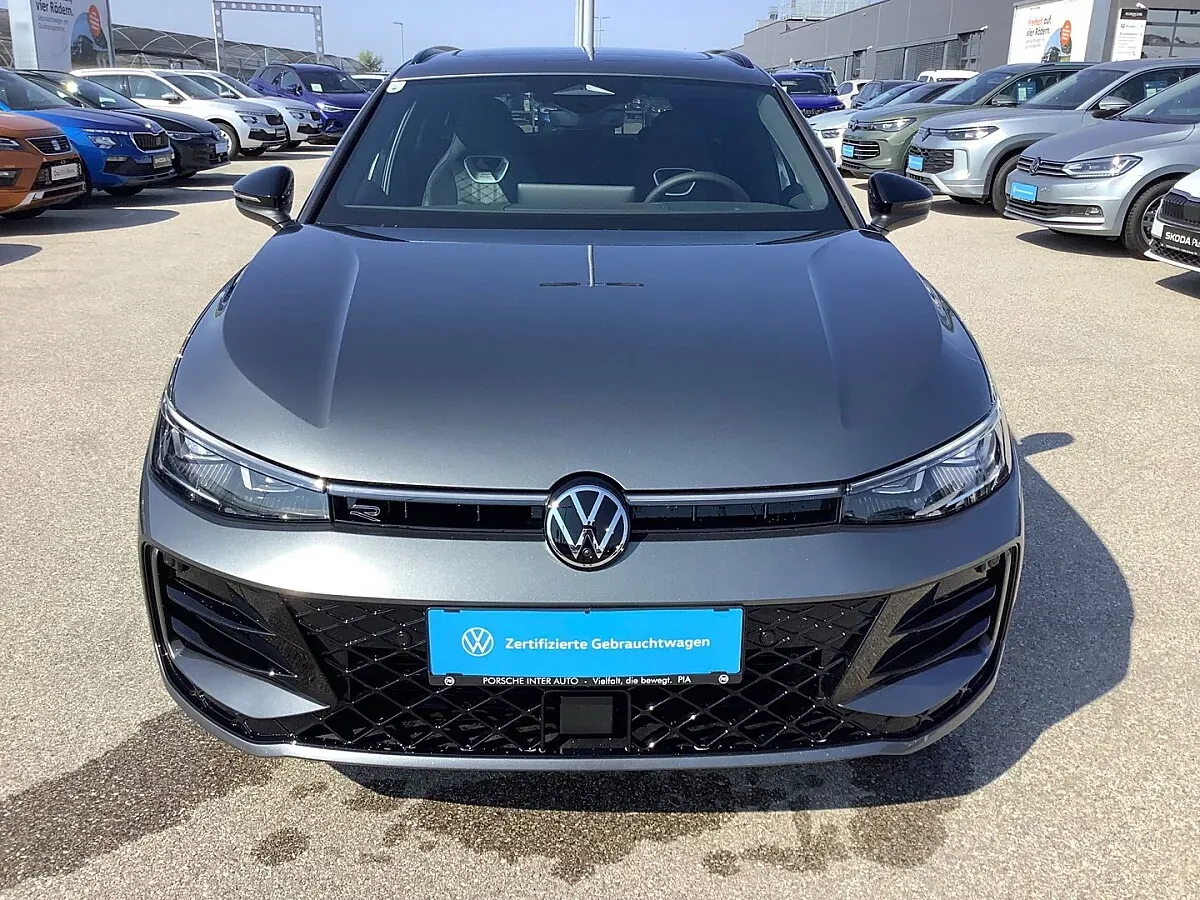 Volkswagen Passat 2026 photo 2