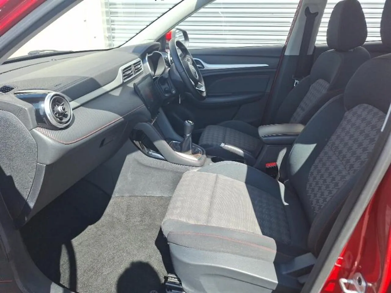 MG Mg Zs 2021 photo 5