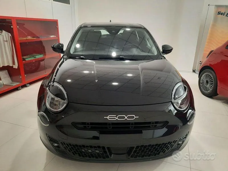 Fiat 600 2025 photo 2