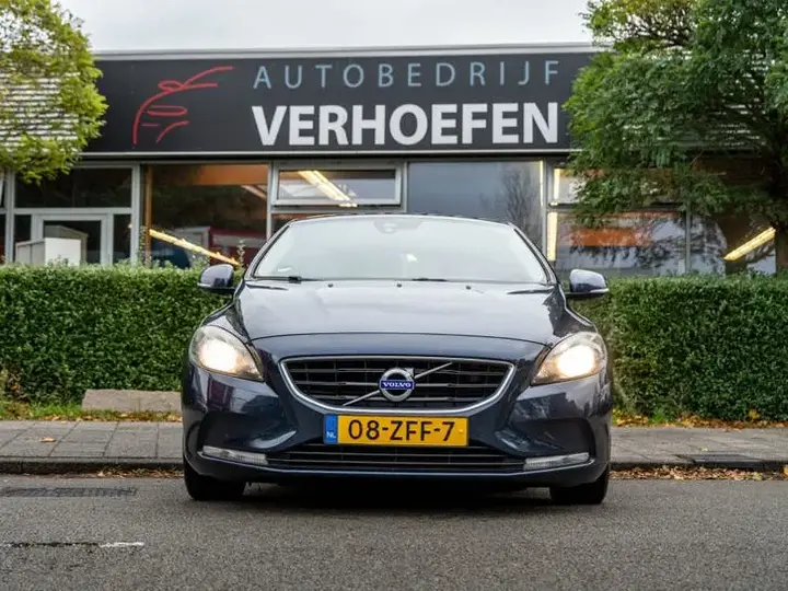 Volvo V40 2012 photo 4