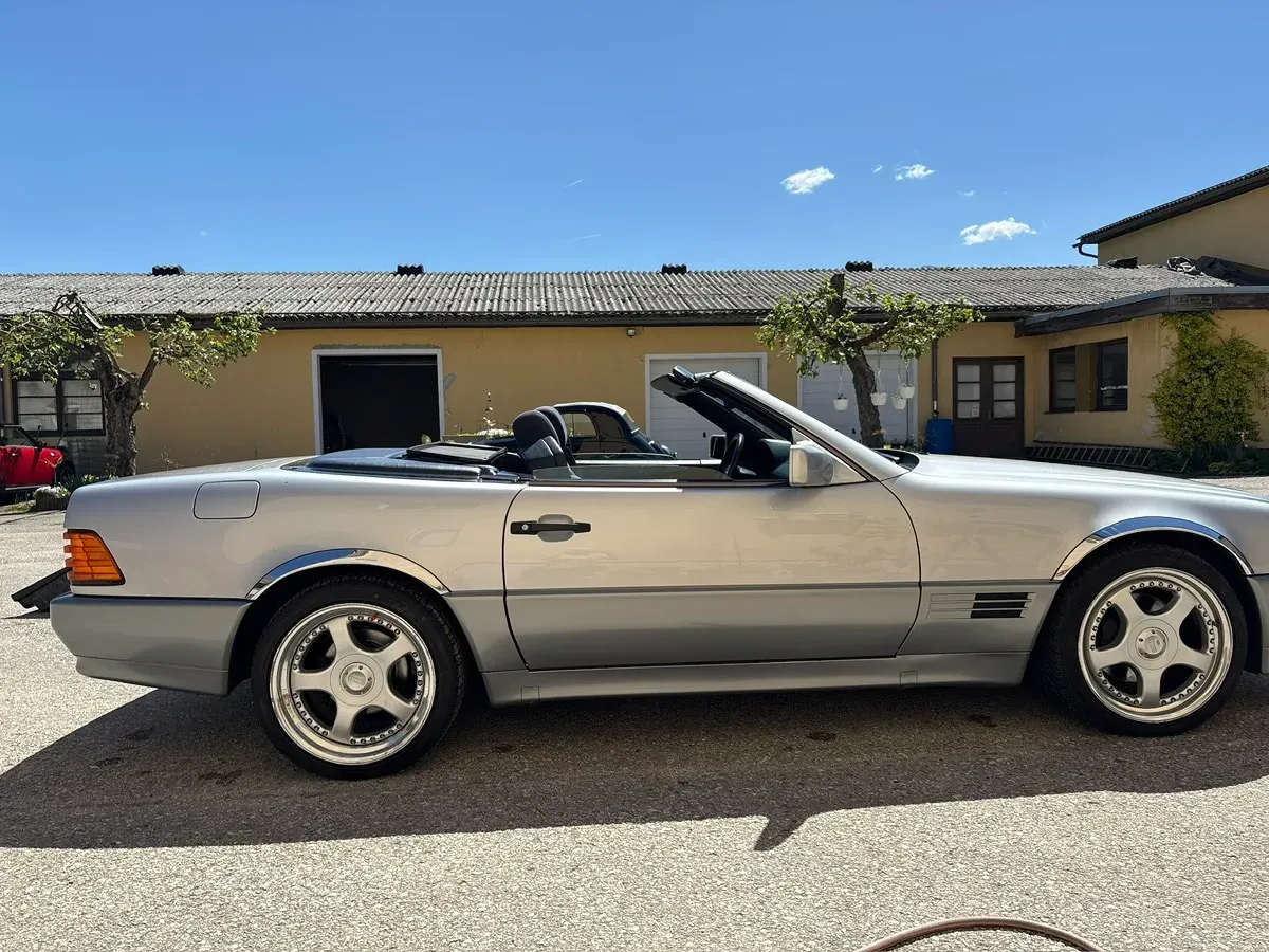 Mercedes-Benz Sl-Class 1994 photo 2