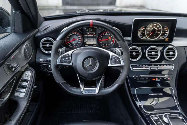 Mercedes-Benz C-Class 2016 photo 2
