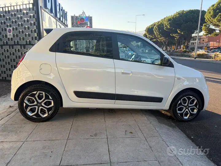 Renault Twingo 2023 photo 4