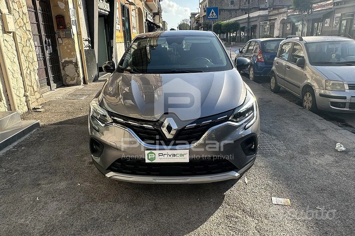 Renault Captur 2021 photo 2