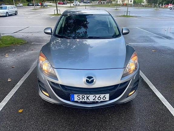 Mazda 3 2011 photo 4