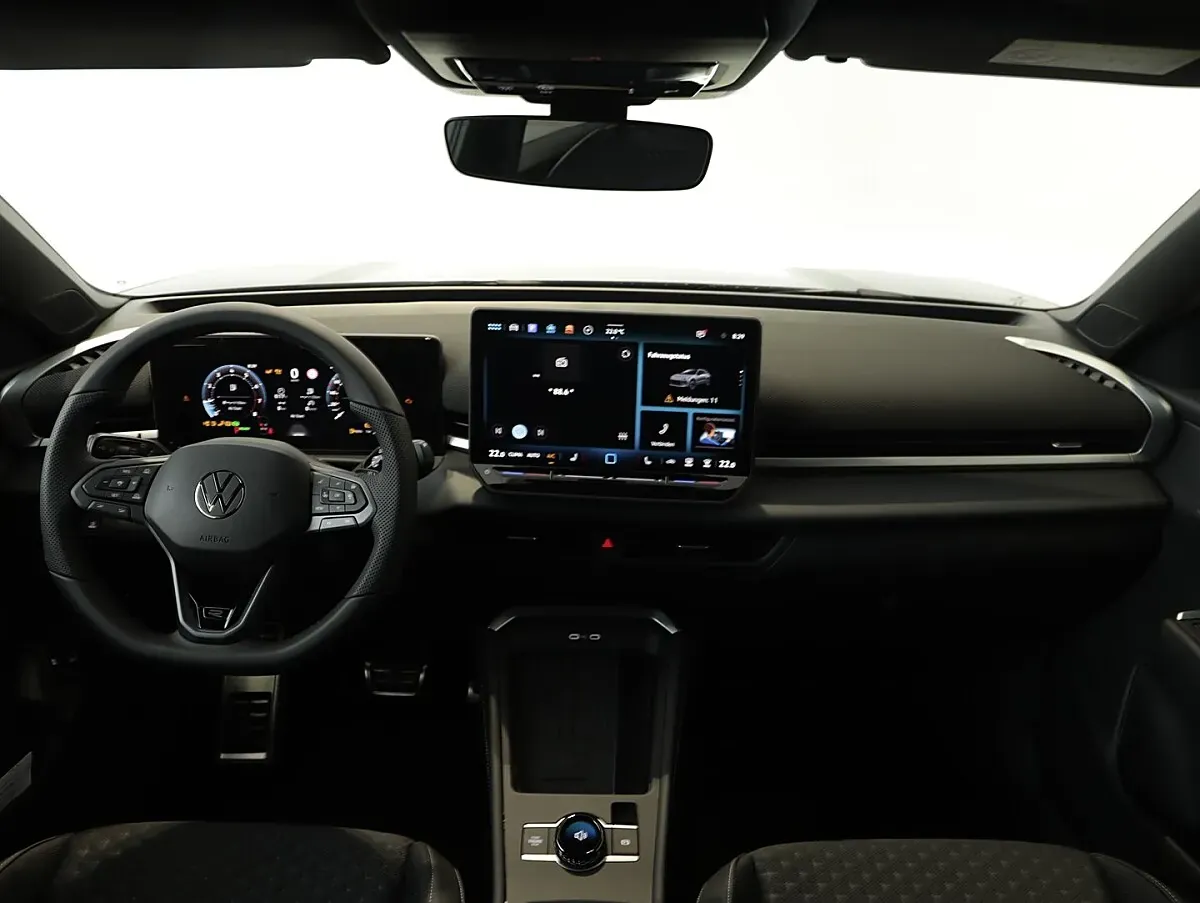 Volkswagen T-Roc 2026 photo 2