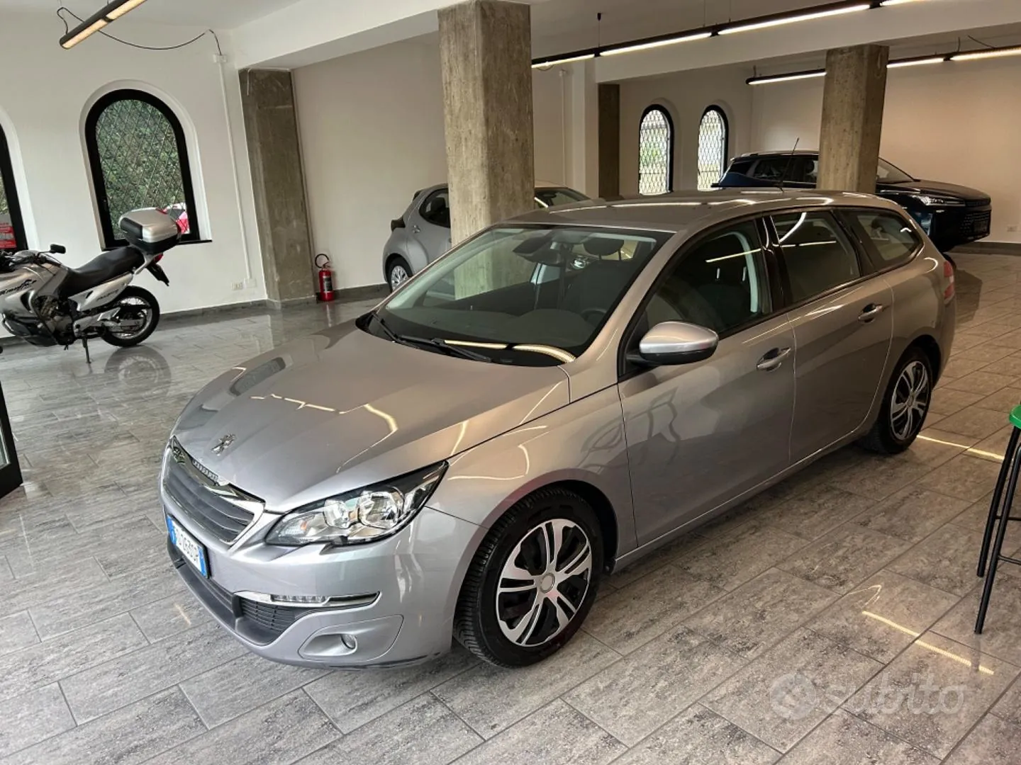 Peugeot 308
