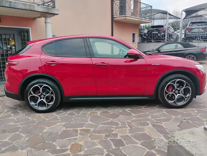 Alfa Romeo Stelvio 2021 photo 2
