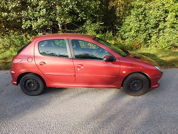Peugeot 206 2006 photo 4