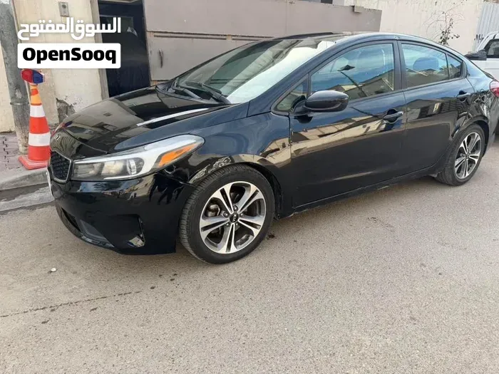 Kia Forte 2018 photo 2