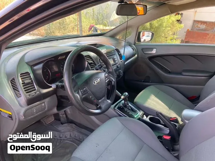 Kia Forte 2018 photo 3