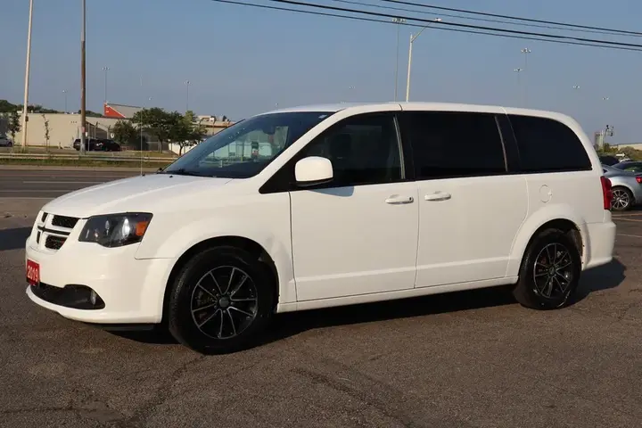 Dodge Grand Caravan 2019 photo 3