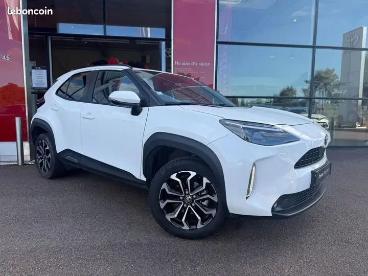 Toyota Yaris Cross 2022 photo 2