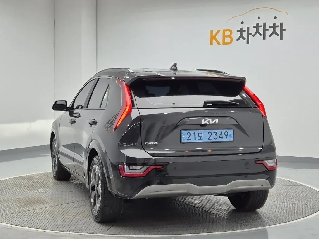 Kia Niro 2024 photo 2