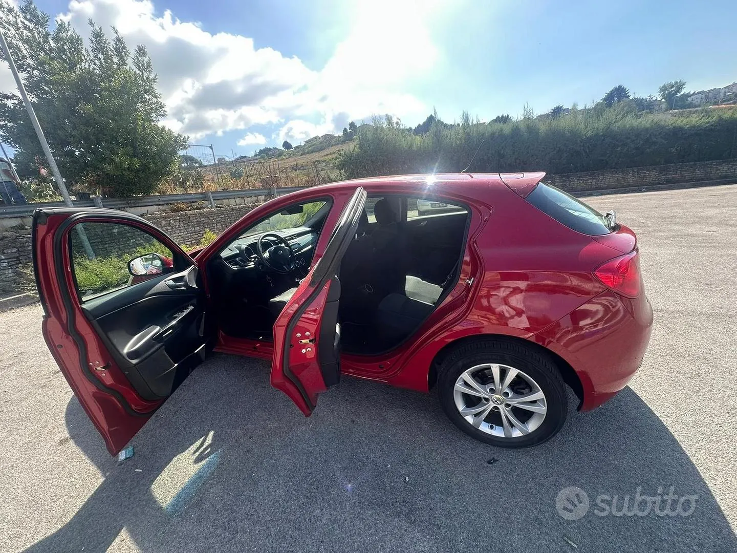 Alfa Romeo Giulietta 2012 photo 3