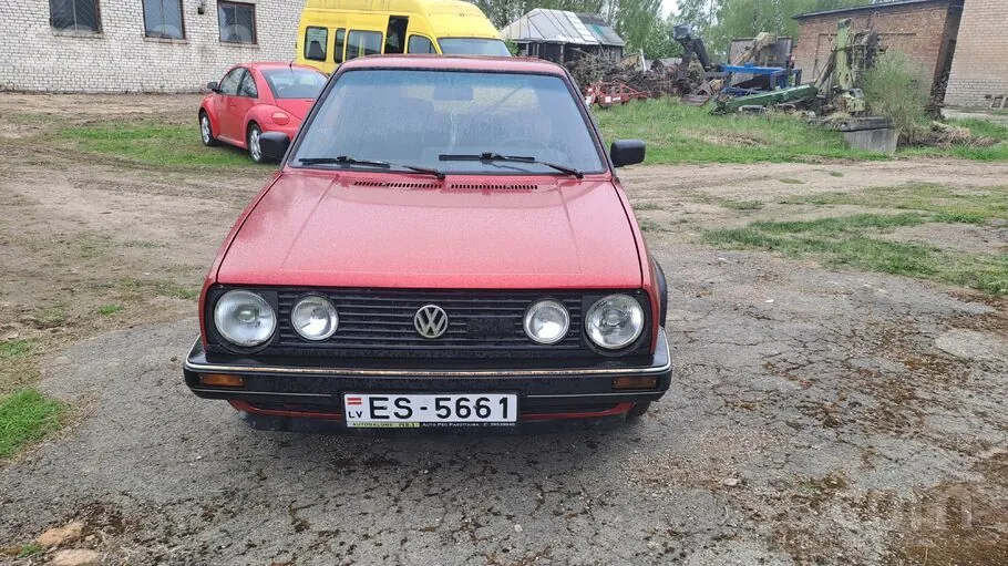 Volkswagen Golf 2