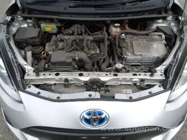 Toyota Aqua 2017 photo 5
