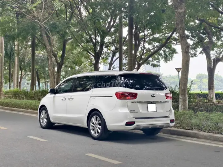 Kia Sedona 2019 photo 4