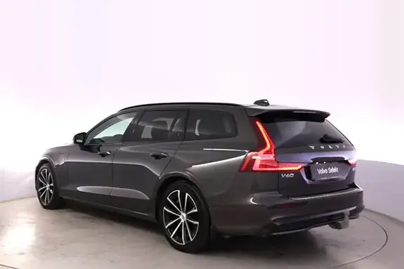 Volvo V60 2025 photo 3