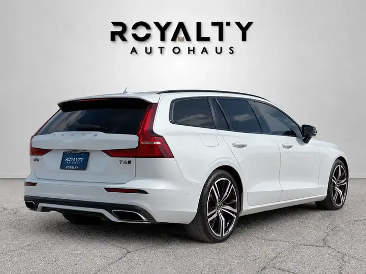 Volvo V60 2021 photo 4