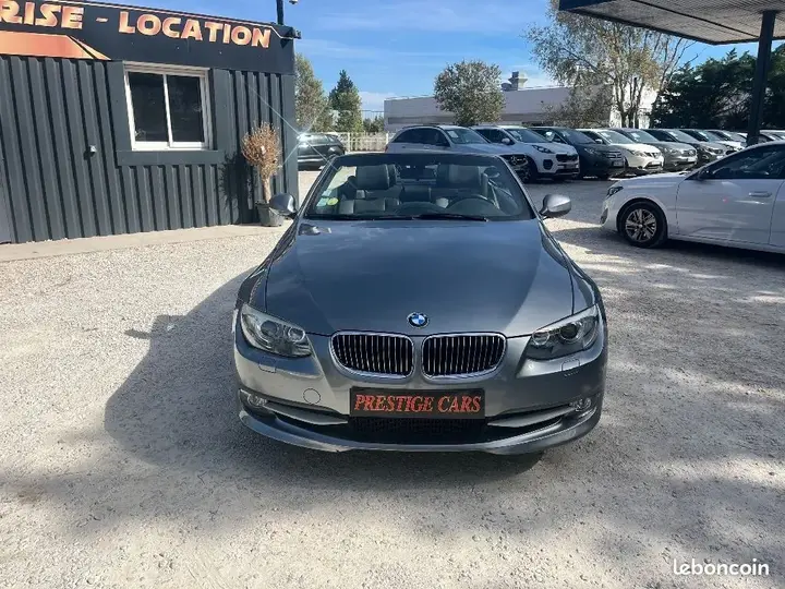 BMW 3 Series 2010 photo 2