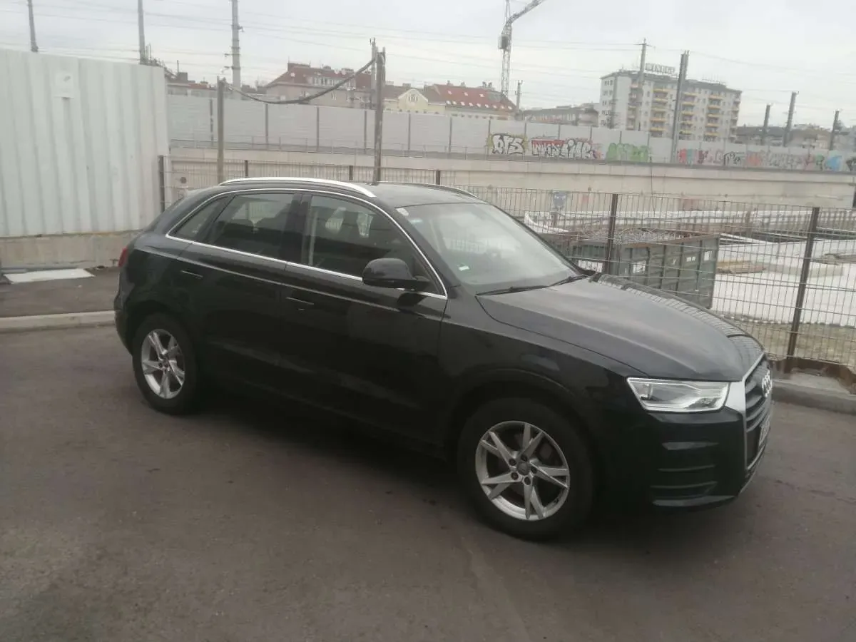 Audi Q3 2016 photo 3