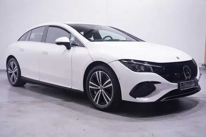 Mercedes-Benz Eqe 2025 photo 3