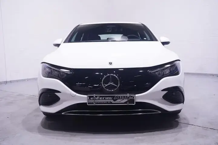 Mercedes-Benz Eqe 2025 photo 2