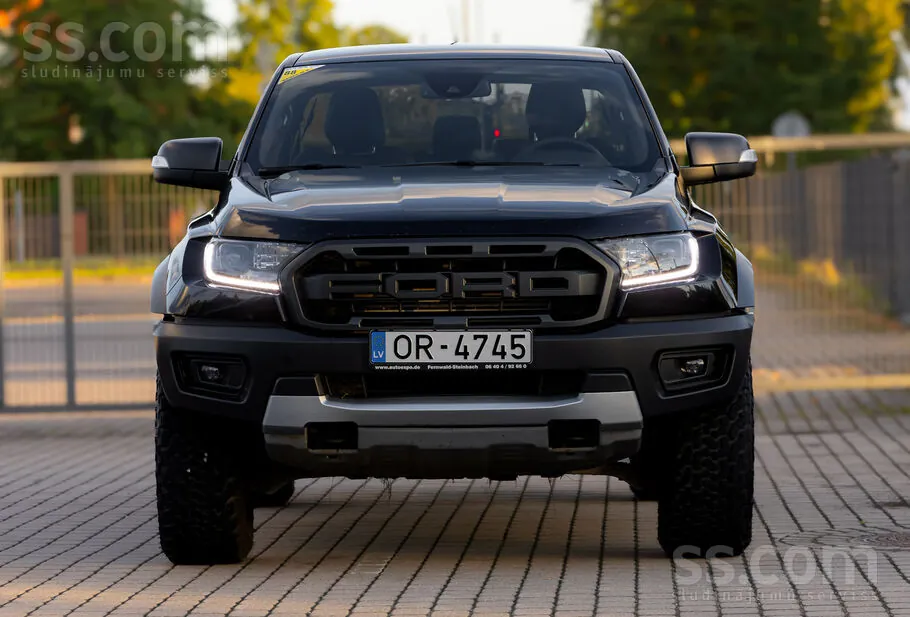 Ford Raptor 2021 photo 2