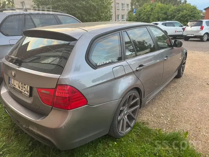 BMW 320D 2008 photo 3