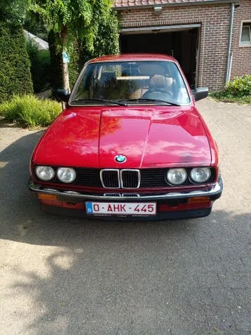 BMW 320I Coupé (E30)