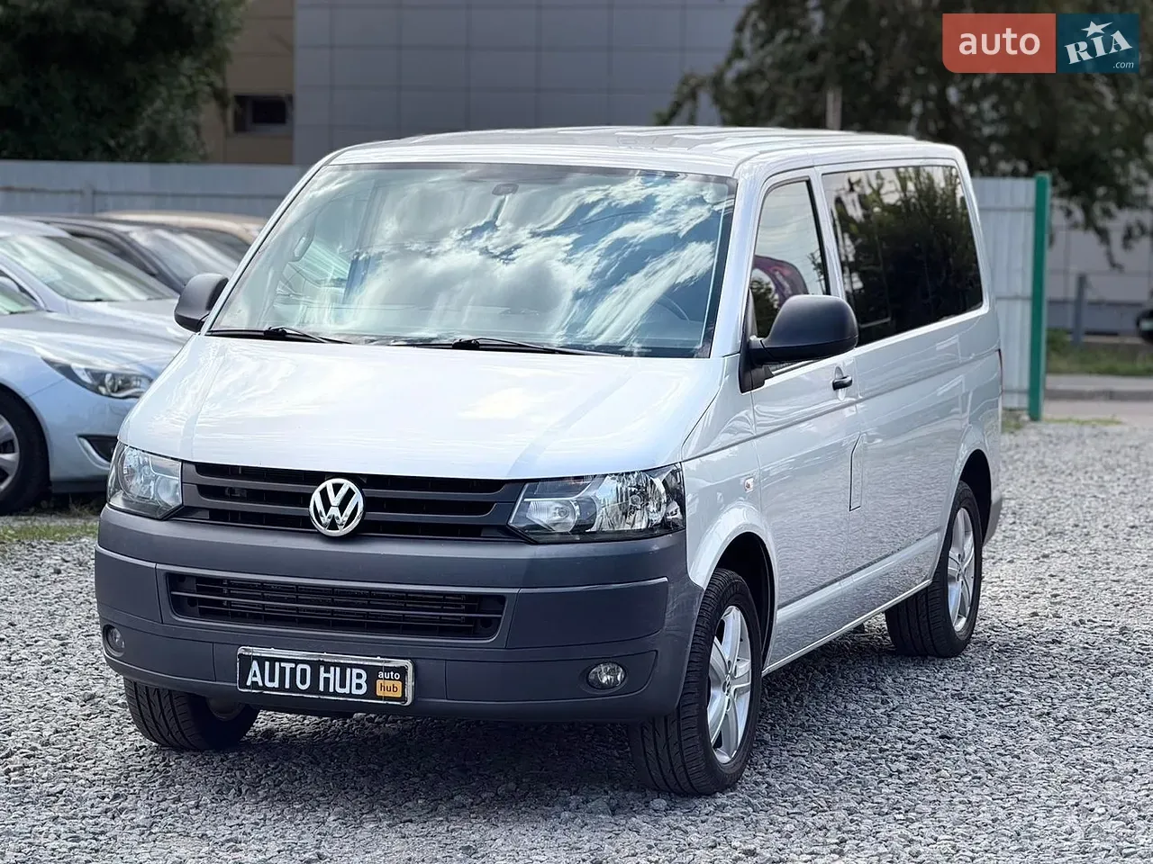 Volkswagen Caravelle 2012 photo 3