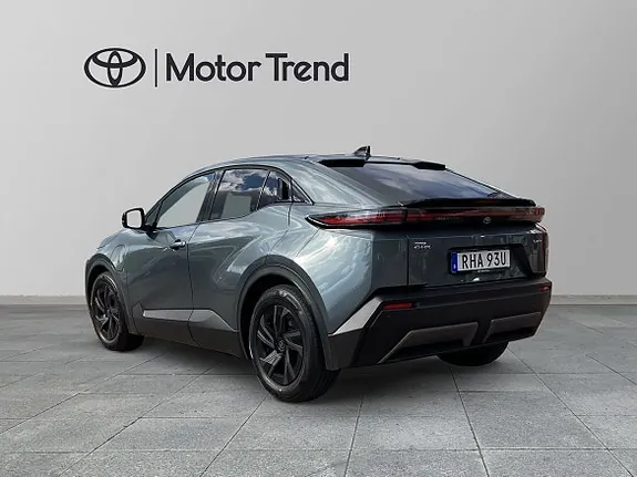 Toyota C-Hr 2026 photo 2