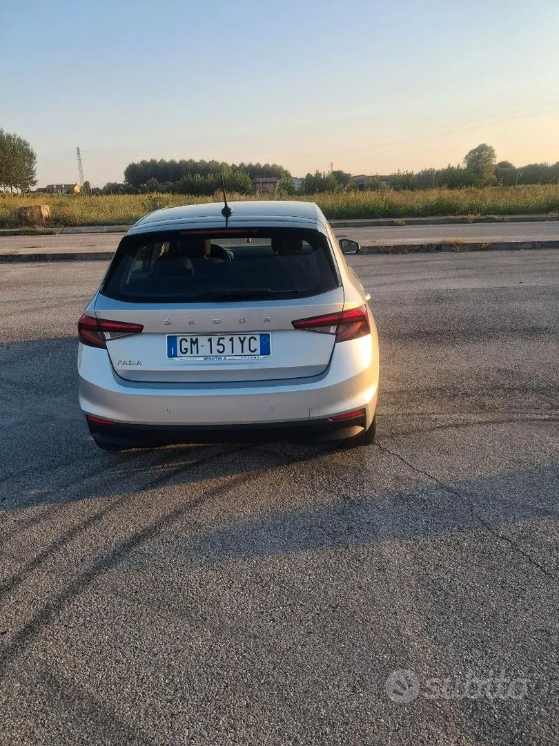 Skoda Fabia 2023 photo 4
